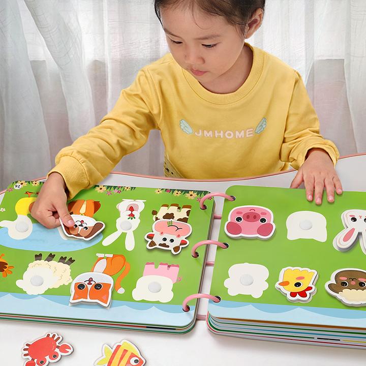 busy-board-montessori-famille