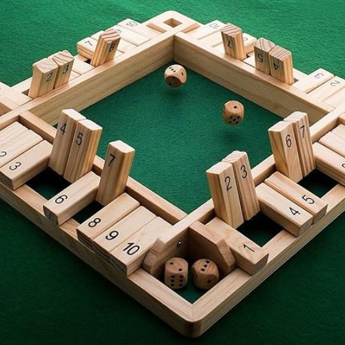 jeu-de-societe-familial-vert